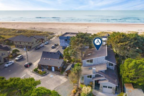 Villa Manzanita by AvantStay Hot Tub 1 Block to BeachTown Chefs Kitchen